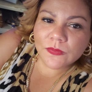 Meet your Posher, Sandra